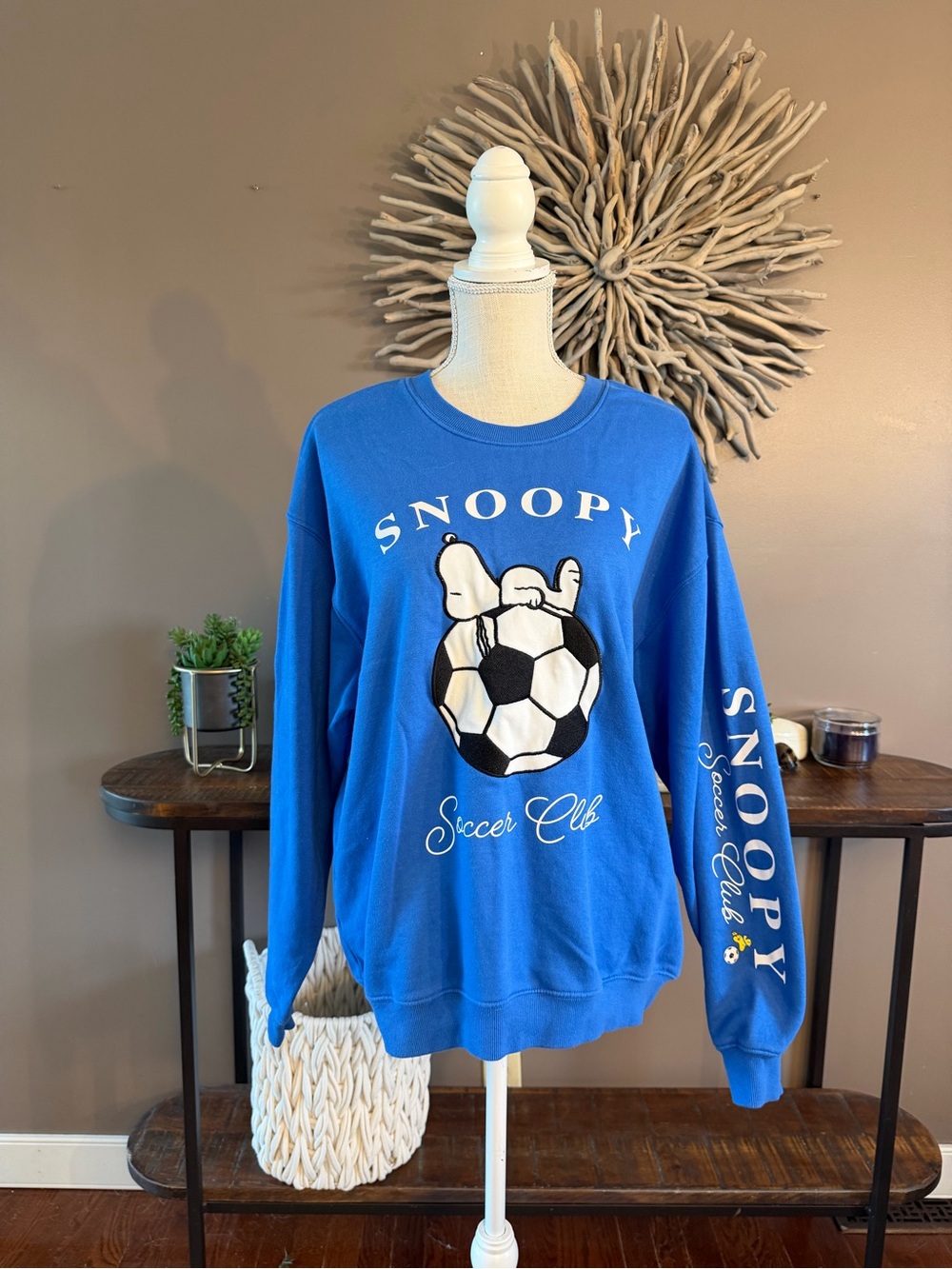 Peanuts Snoopy Soccer Crewneck Sweatshirt in Blue